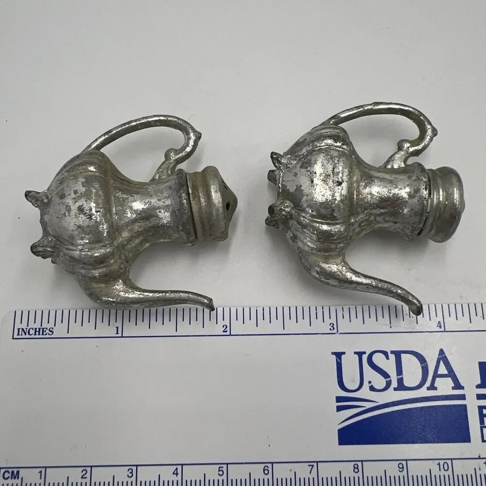 Vintage Salt And Pepper Shakers Silver Tone Tea Pot Coffee Pot So Cute!
